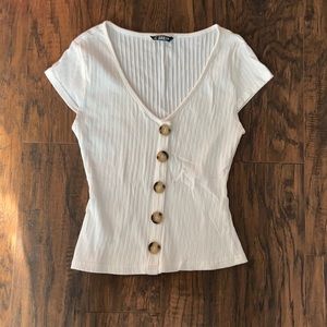 White short sleeve T-shirt with button detail
